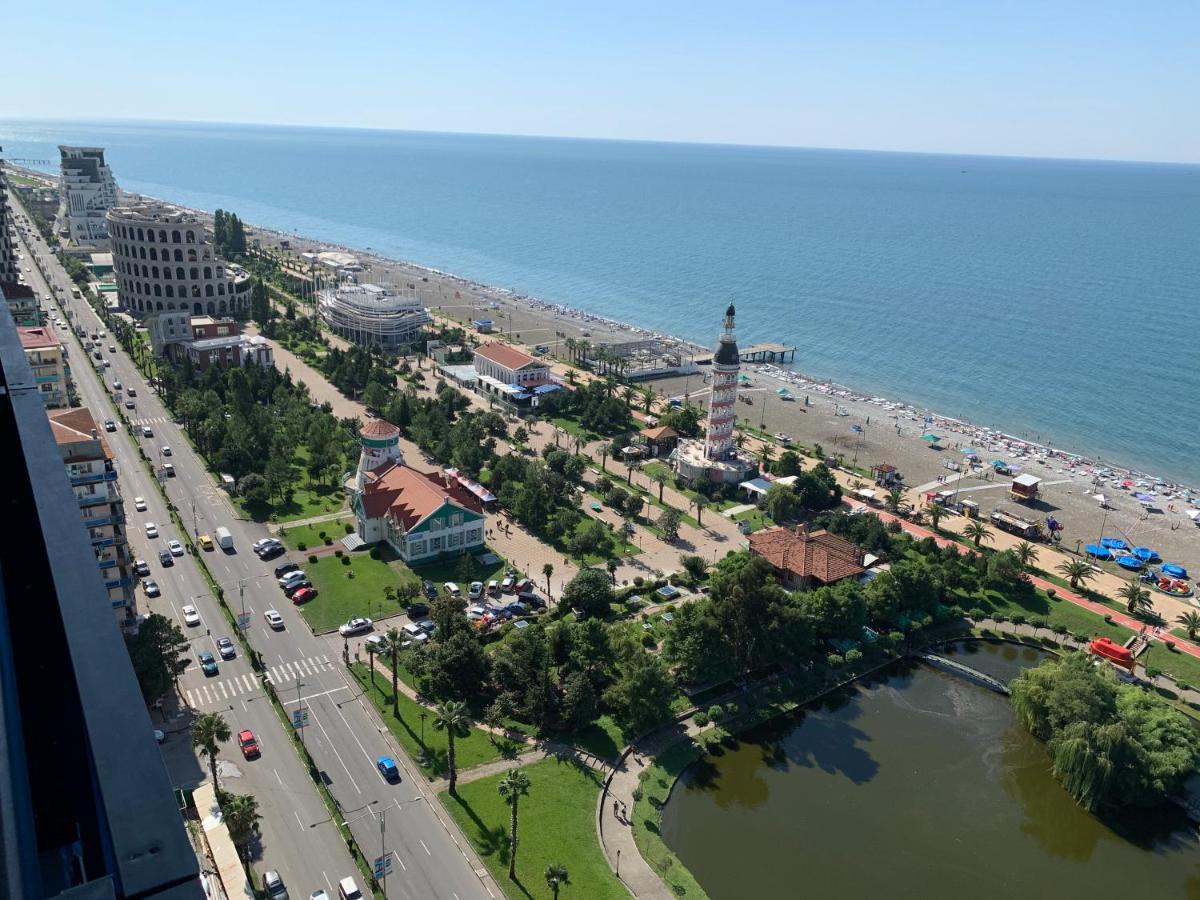 Luxury Studio With Ocean View Batumi Kültér fotó